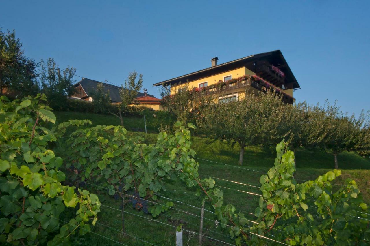 Pleschinhof Villa Velden am Woerthersee Exterior photo