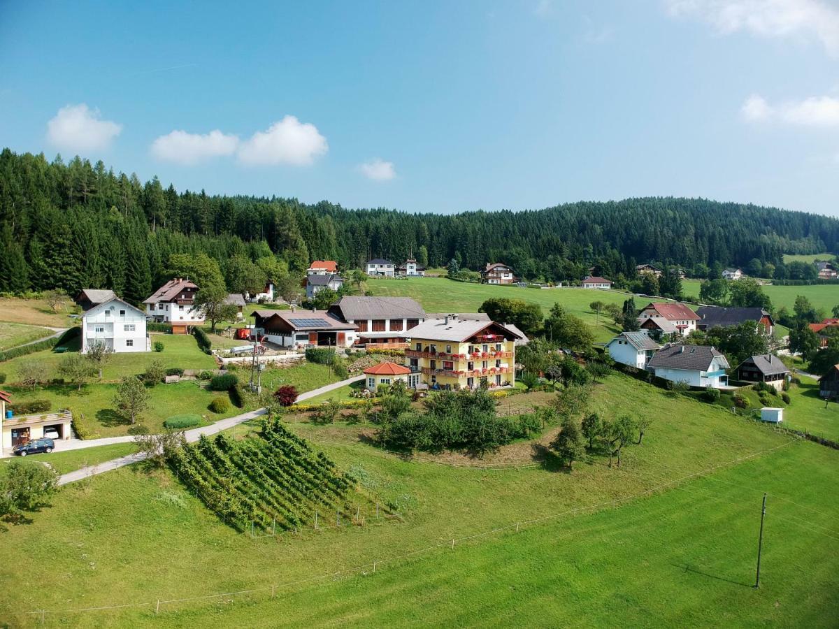 Pleschinhof Villa Velden am Woerthersee Exterior photo